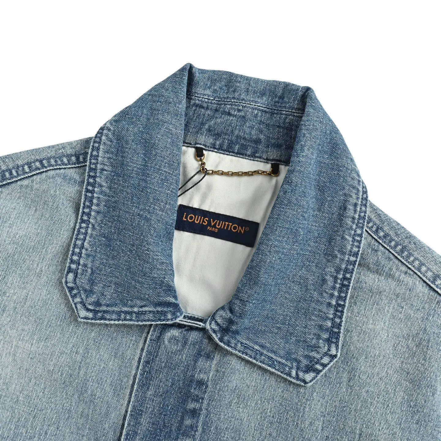 Louis Vuitton/